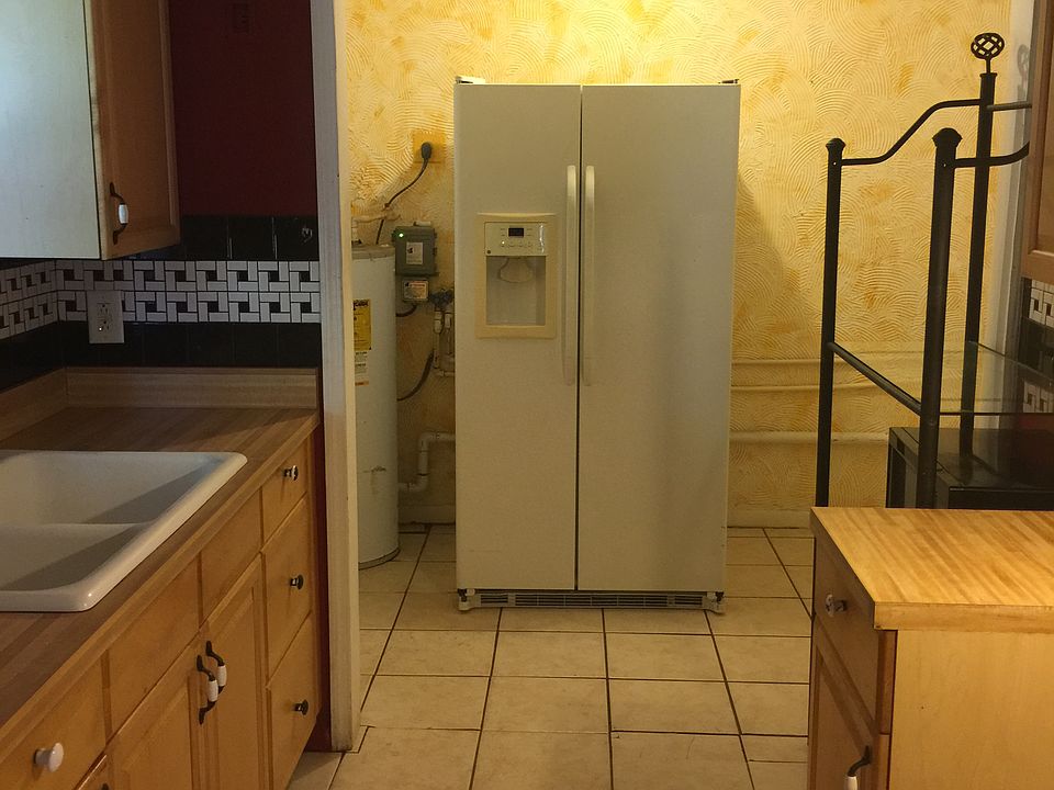 1st image of 1817 Marilyn Dr