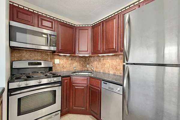 Sold by Corcoran | media 16