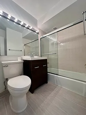 Rented by Avenues Real Estate | media 15