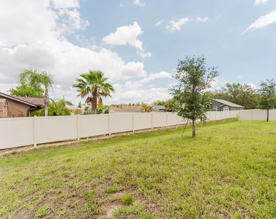 4 bed, 1734 sqft, $2,250 — Photo 2