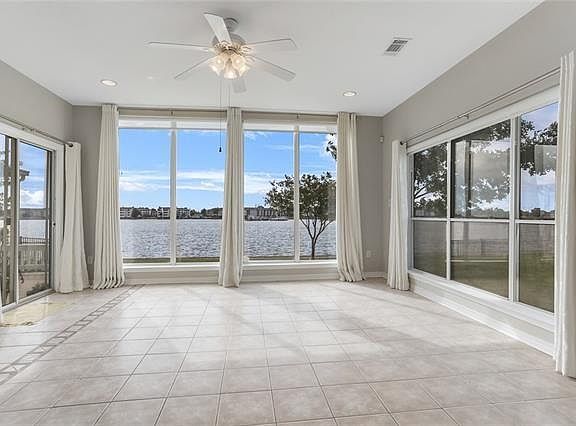 3rd image of 1773 Marina Dr #4