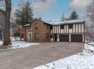 1253 37th Ave, Rock Island, IL