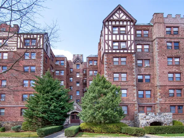 209 Garth Road #3K, Scarsdale, NY 10583