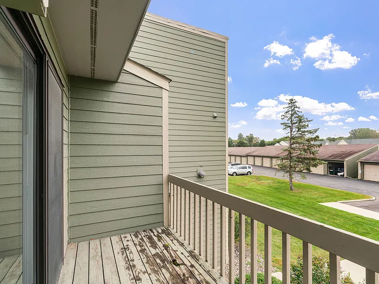 Cascade - 2 Bed / 1 Bath - 900 Sq.Ft.