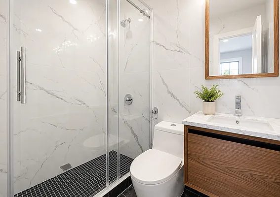 Bathroom, photo 1