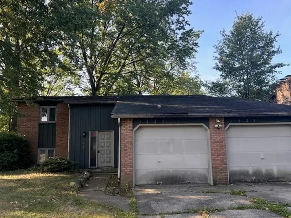 1427 Shaffer Dr, Lorain, OH 44053