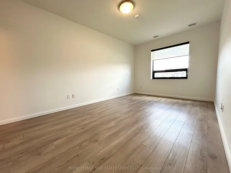 144 Watson Rd N #204 — Photo 10