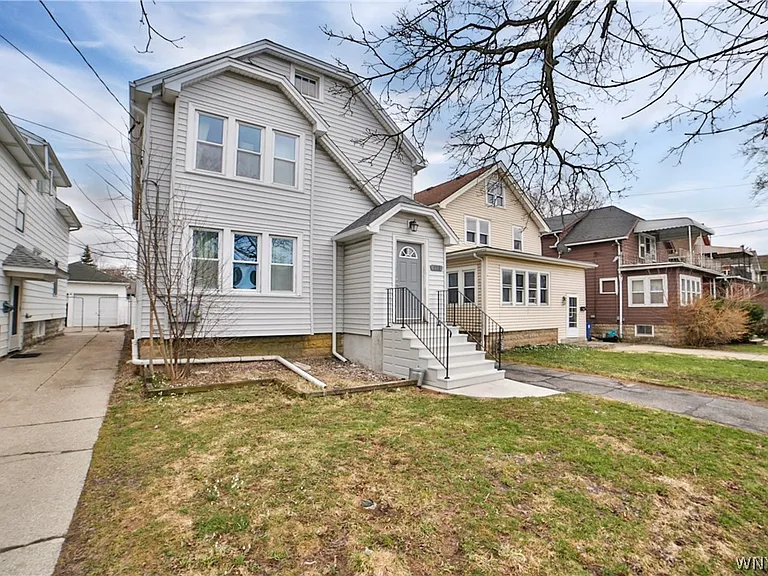 153 Springville Ave #LOWER — Photo 3