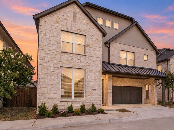 2nd image of 916 Banyan Tree Ln