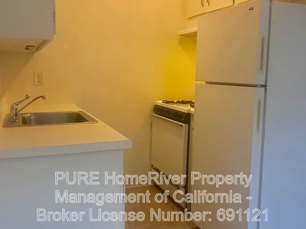 2526 G St, Sacramento, CA