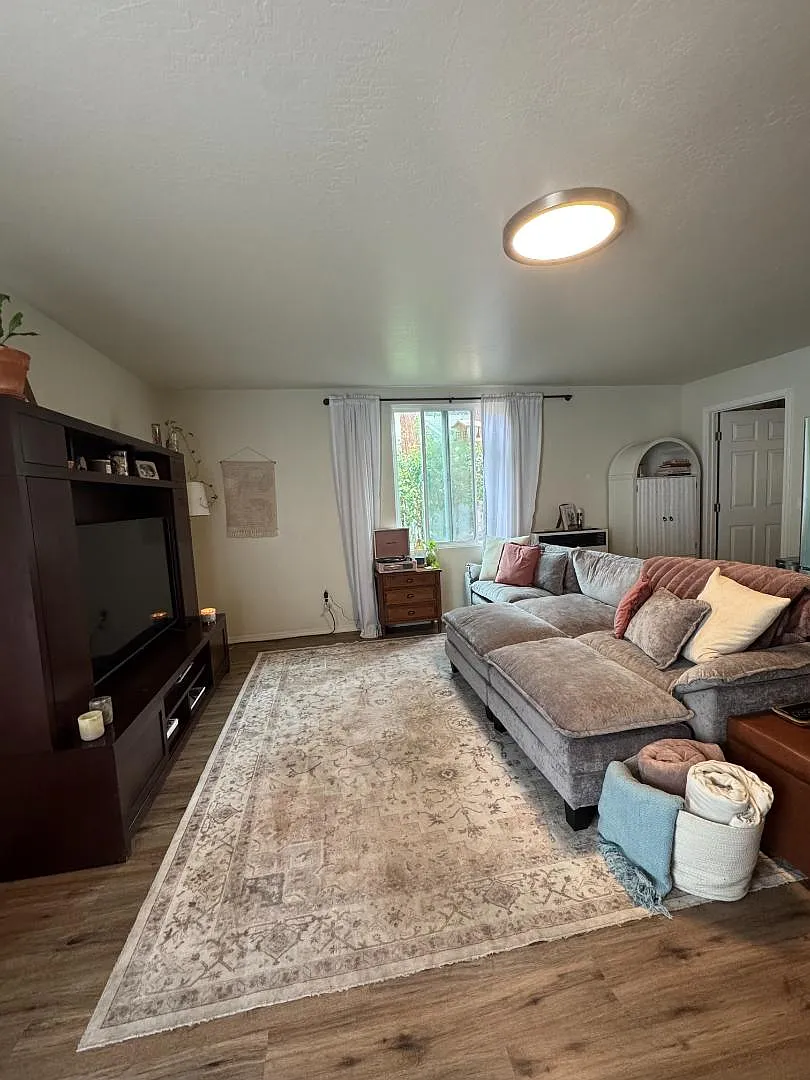 9520 Mill Street - B — Photo 4