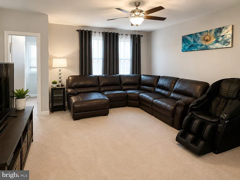 45610 Catalina Ln — Photo 15