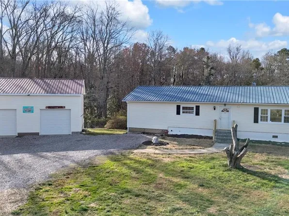 4312 Happy Hollow Rd, Asheboro, NC 27205
