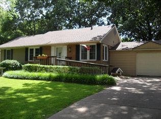408 Warwick St, Coffeyville, KS 67337