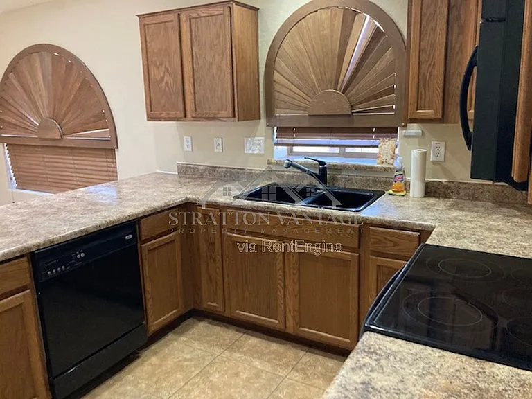4445 E Amarillo Dr — Photo 17