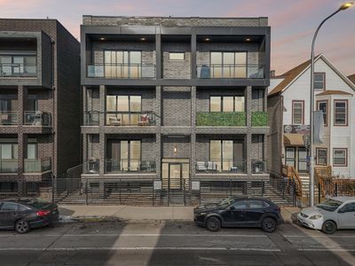 3616 W Diversey Ave #2W, Chicago, IL, 60647