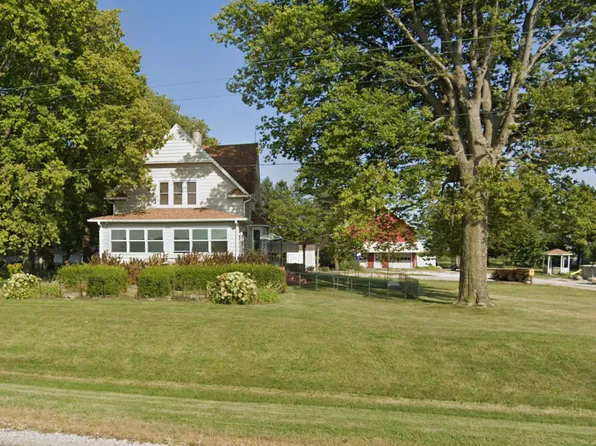845 State Highway 105, Bement, IL 61813