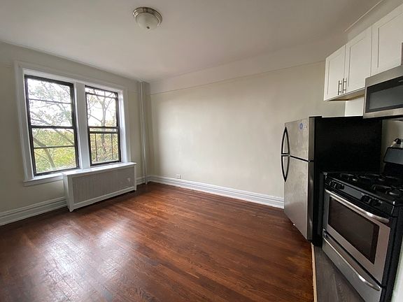 2nd image of 83-20 Talbot St #34