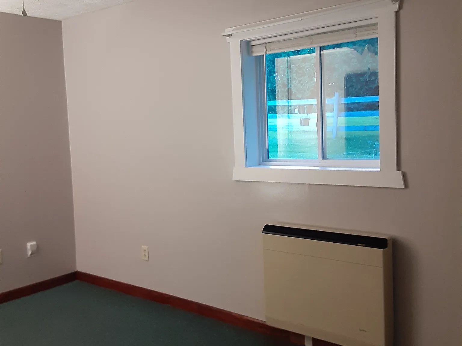 2 bed, 950 sqft, $1,250 — Photo 3