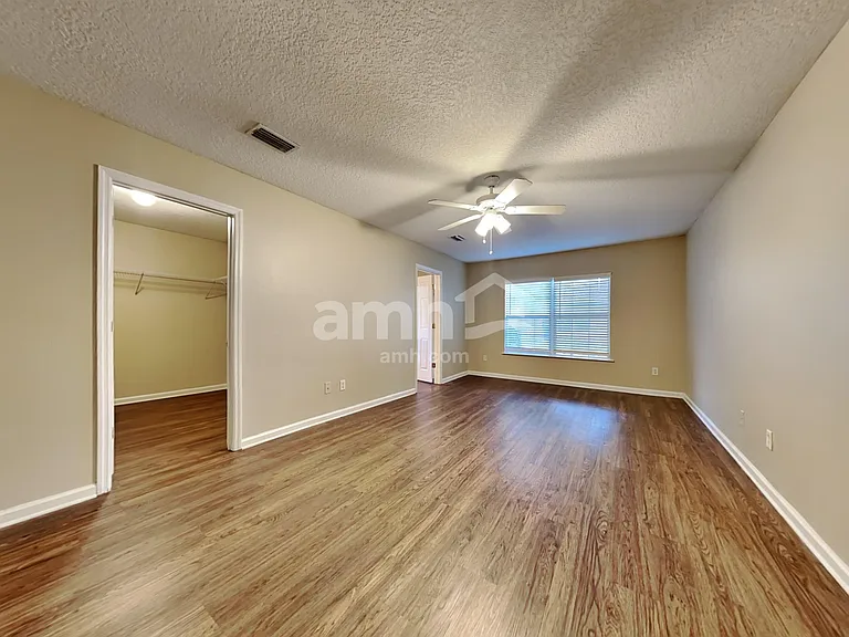 1438 Blues Creek Dr — Photo 9