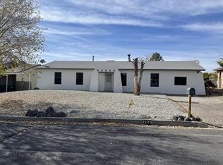 1670 Domain Loop SE, Rio Rancho, NM 87124