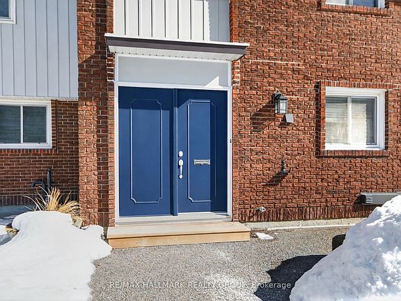 2nd image of 1821 Walkley Rd #23