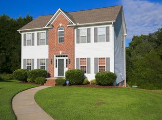 7455 Shadowridge Dr, Lewisville, NC 27023