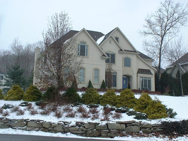 1st image of 613 Skyline Dr S #L34