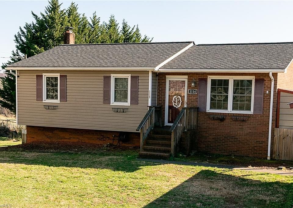 1st image of 1114 Holly Springs Rd