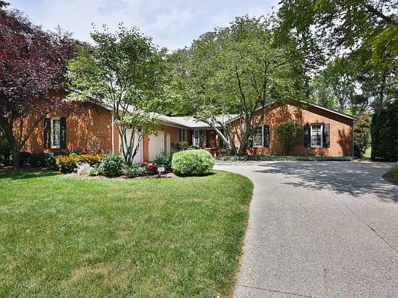 2nd image of 290 Highgate Ave