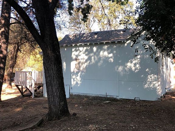 4th image of 8001 Alta Vista Ln