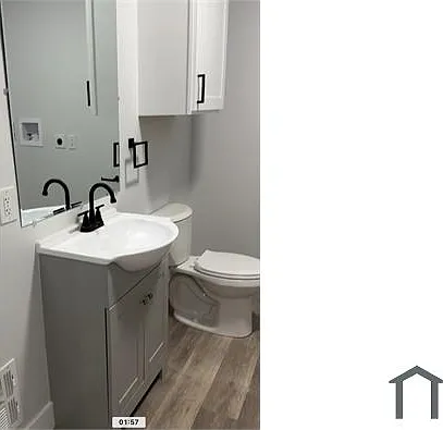 535 Winfield Rd — Photo 10