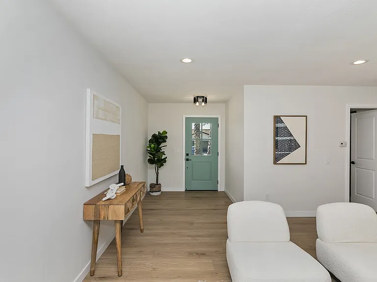 416 Gail Dr — Photo 7