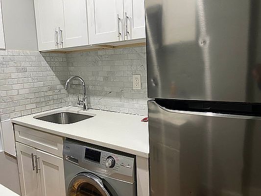 1st image of 112 E 103rd St
