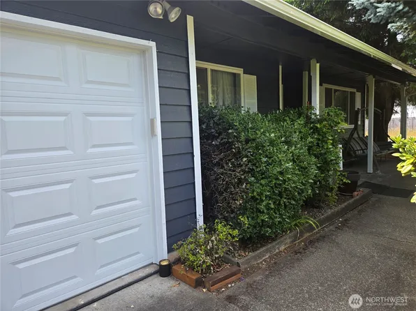 1901 Hanover Drive SE, Lacey, WA 98503