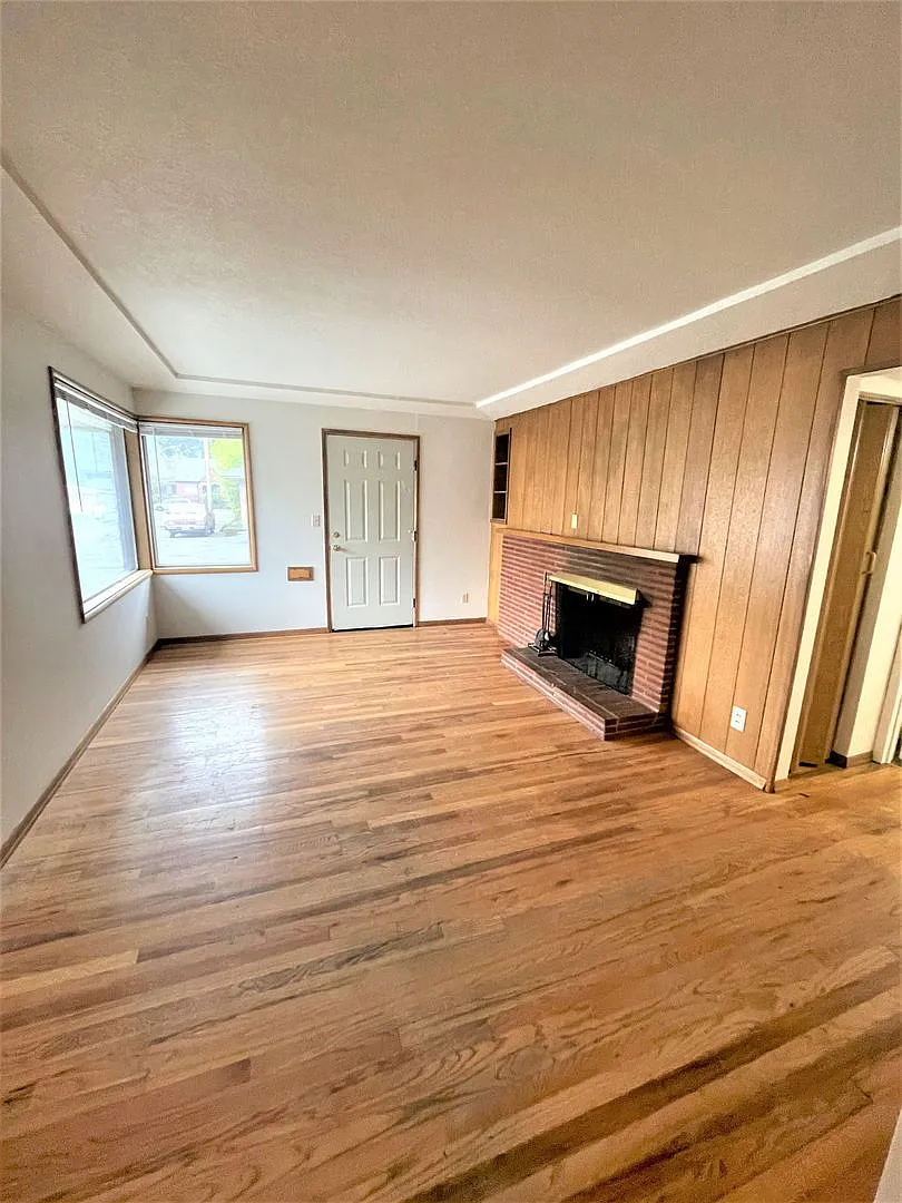 main80 — Photo 2
