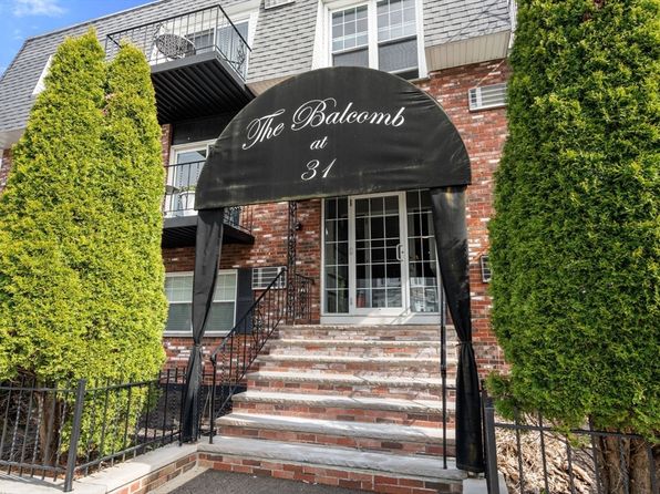 31 Symonds St APT 9, Salem, MA 01970