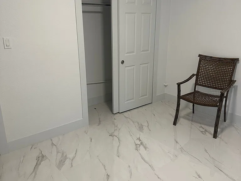 2550 Jackson St — Photo 13