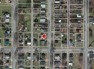 303 4th St, Cedartown, GA 30125