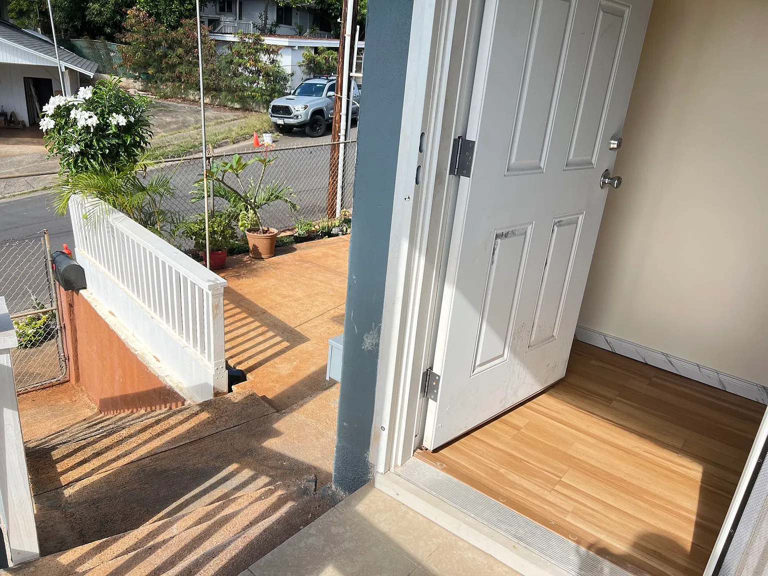 2 bed, 800 sqft, $2,500 — Photo 1