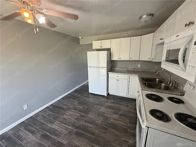 5444 Bellefontaine Rd — Photo 9