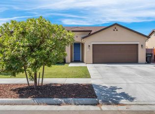 1589 Willis Dr, Hanford, CA 93230
