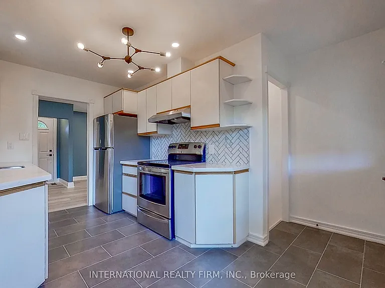 85 Churchill Ave — Photo 12
