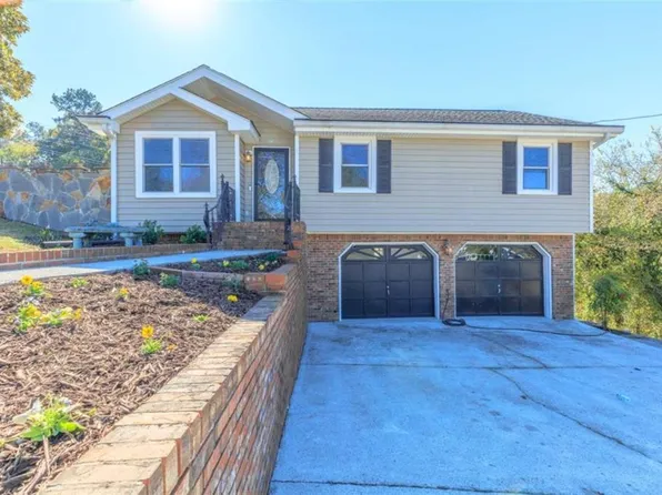 338 Kinsey St, Rossville, GA 30741