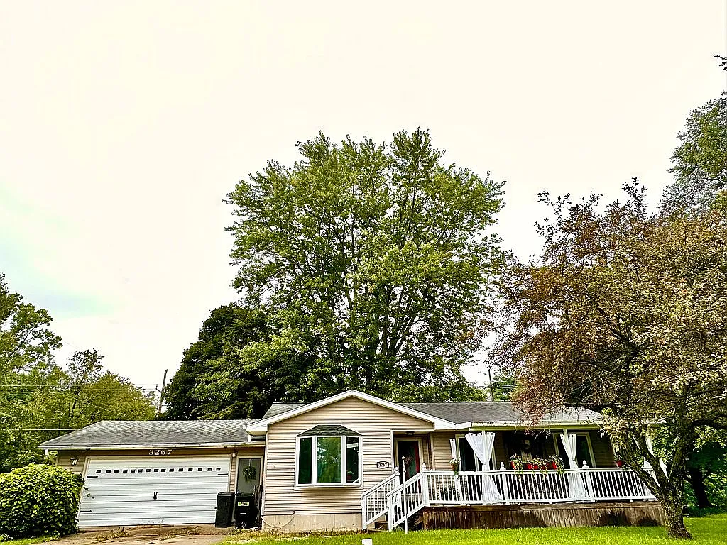 3267 Marathon Rd photo 1