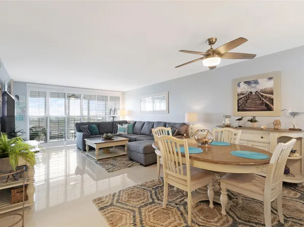 605 Oaks Drive #904, Pompano Beach, FL 33069