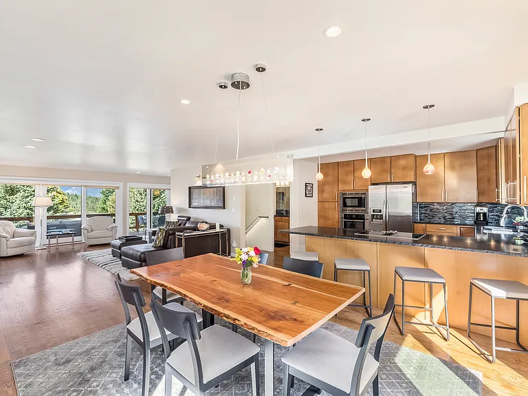 213C Ensign Dr — Photo 5