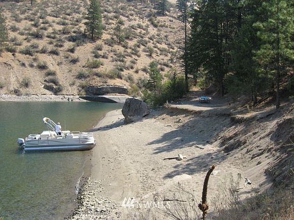 4th image of 0 Lake Roosevelt Drive E