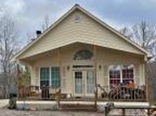 4037 E 206th Hwy, Everton, AR 72633