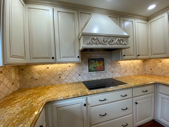 4th image of 1545 De Anza Blvd